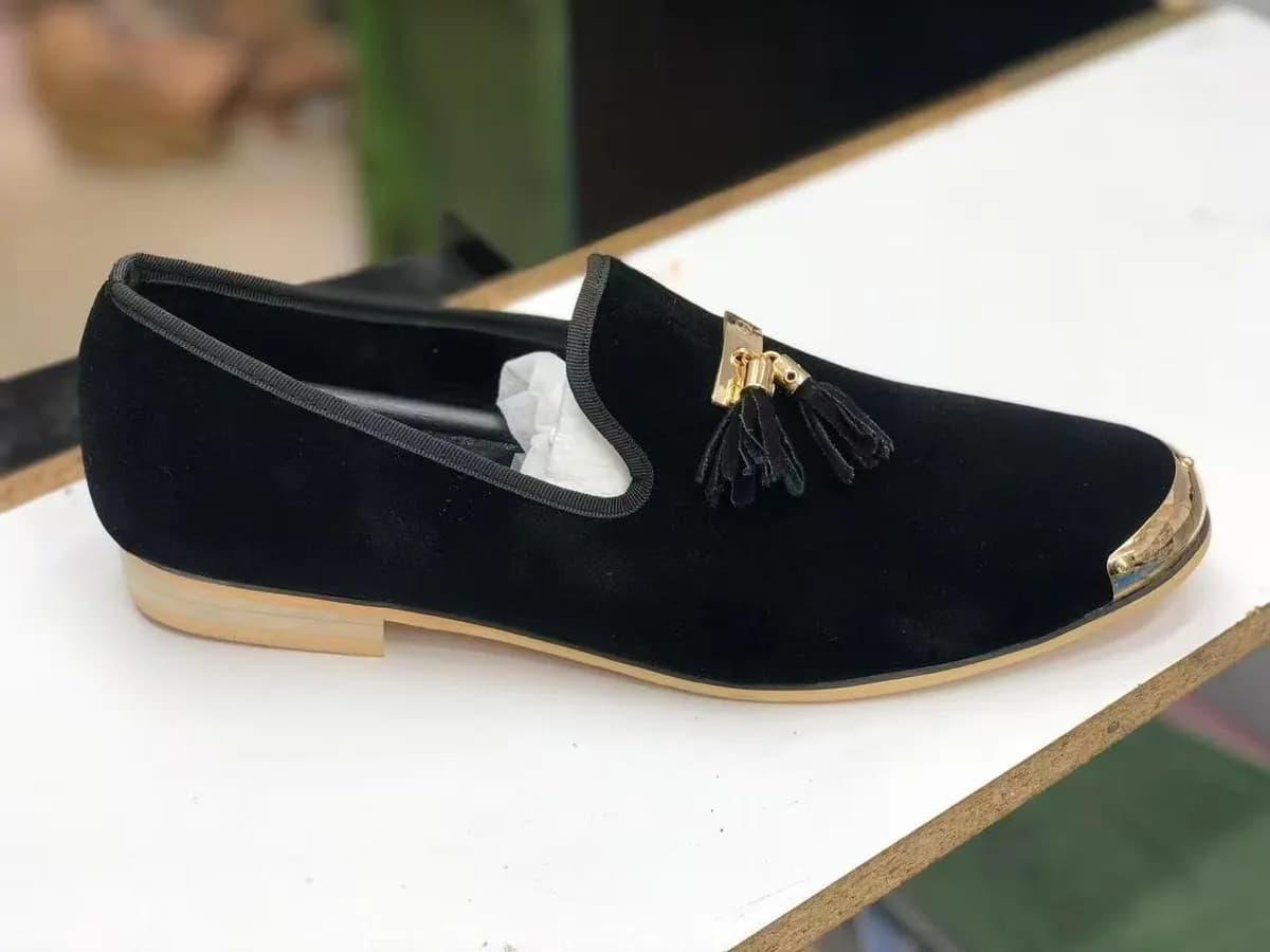 Patent Leather Loafer in Tassel Black