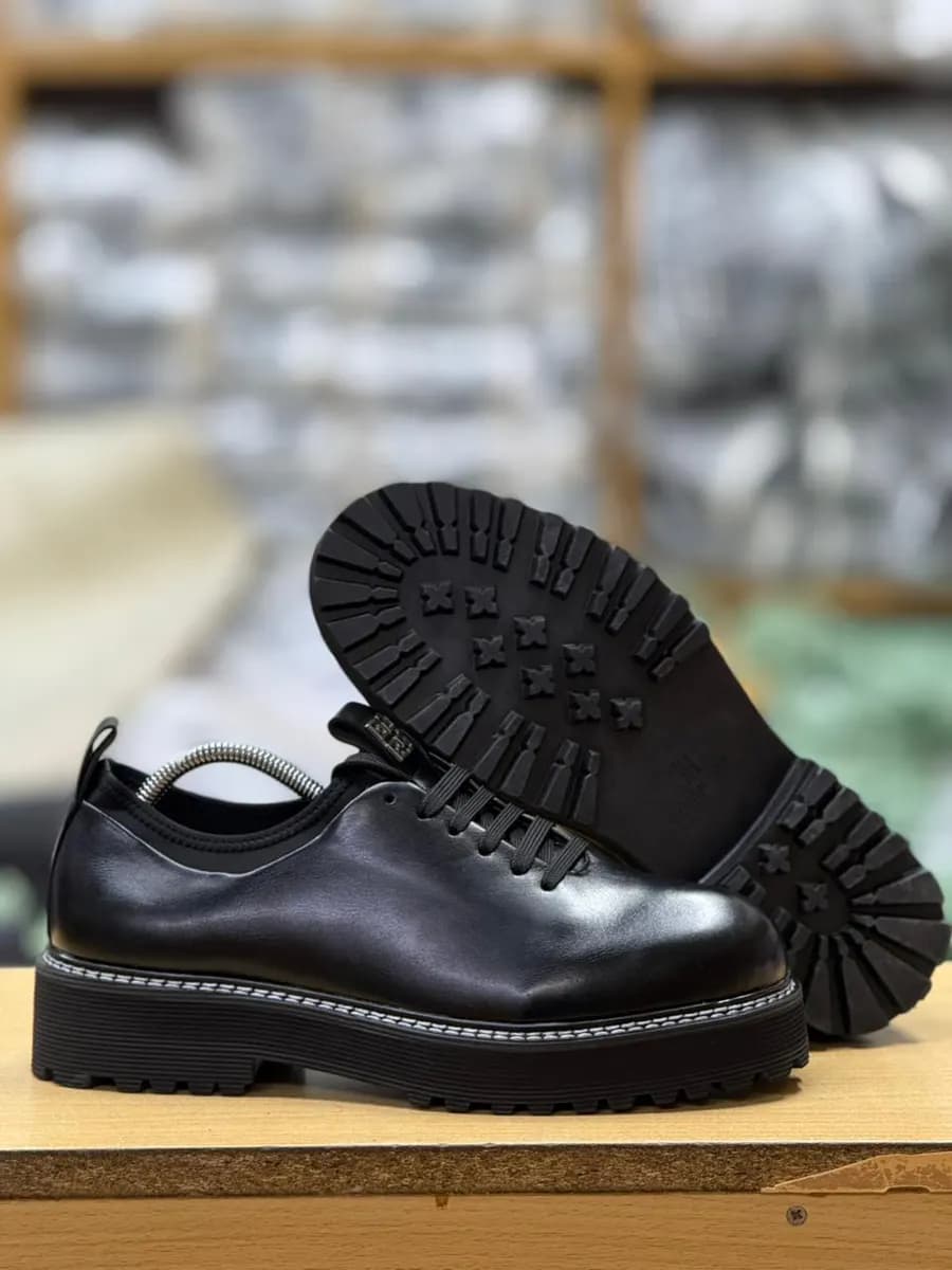 Official Shoe in Black