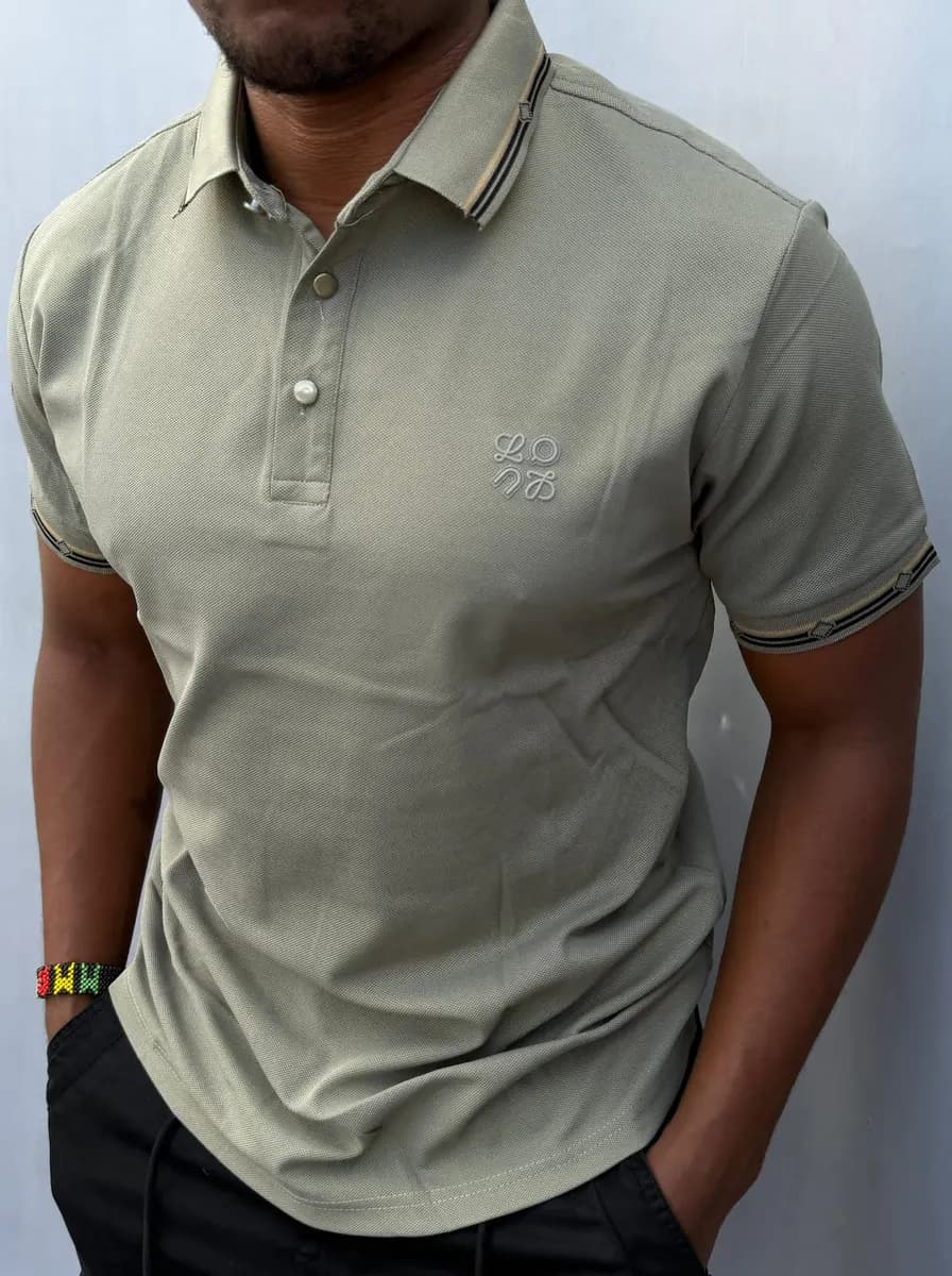 Polo Shirt in Green - side view
