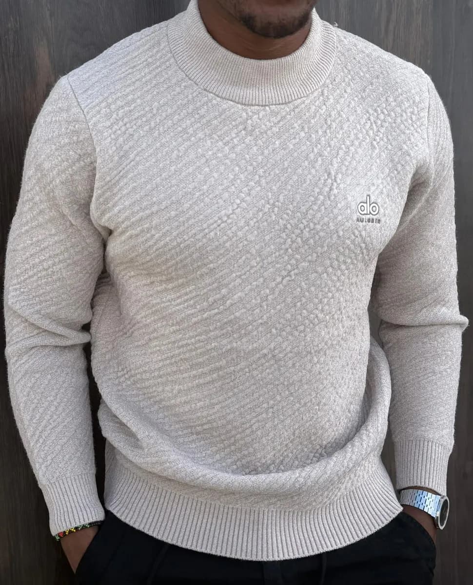 Hoodie in Grey - side view