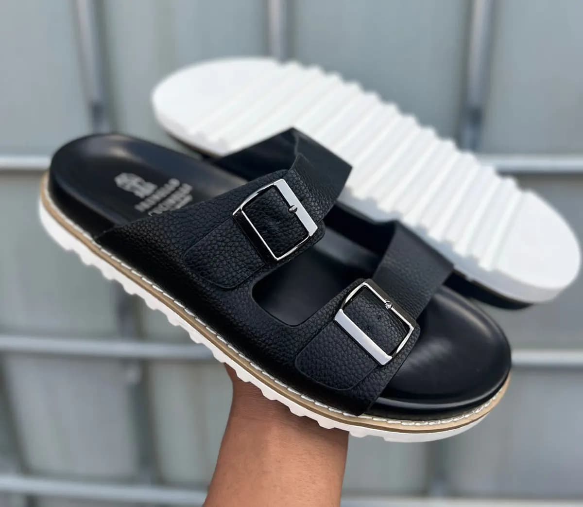 Buckle Sandal in Black