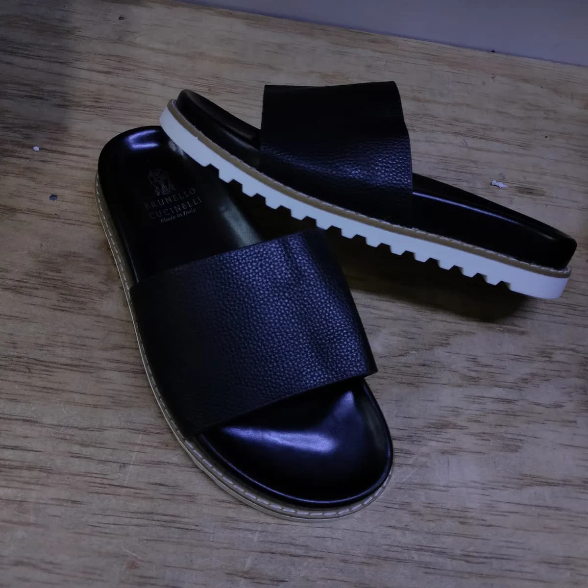 Mule in Black