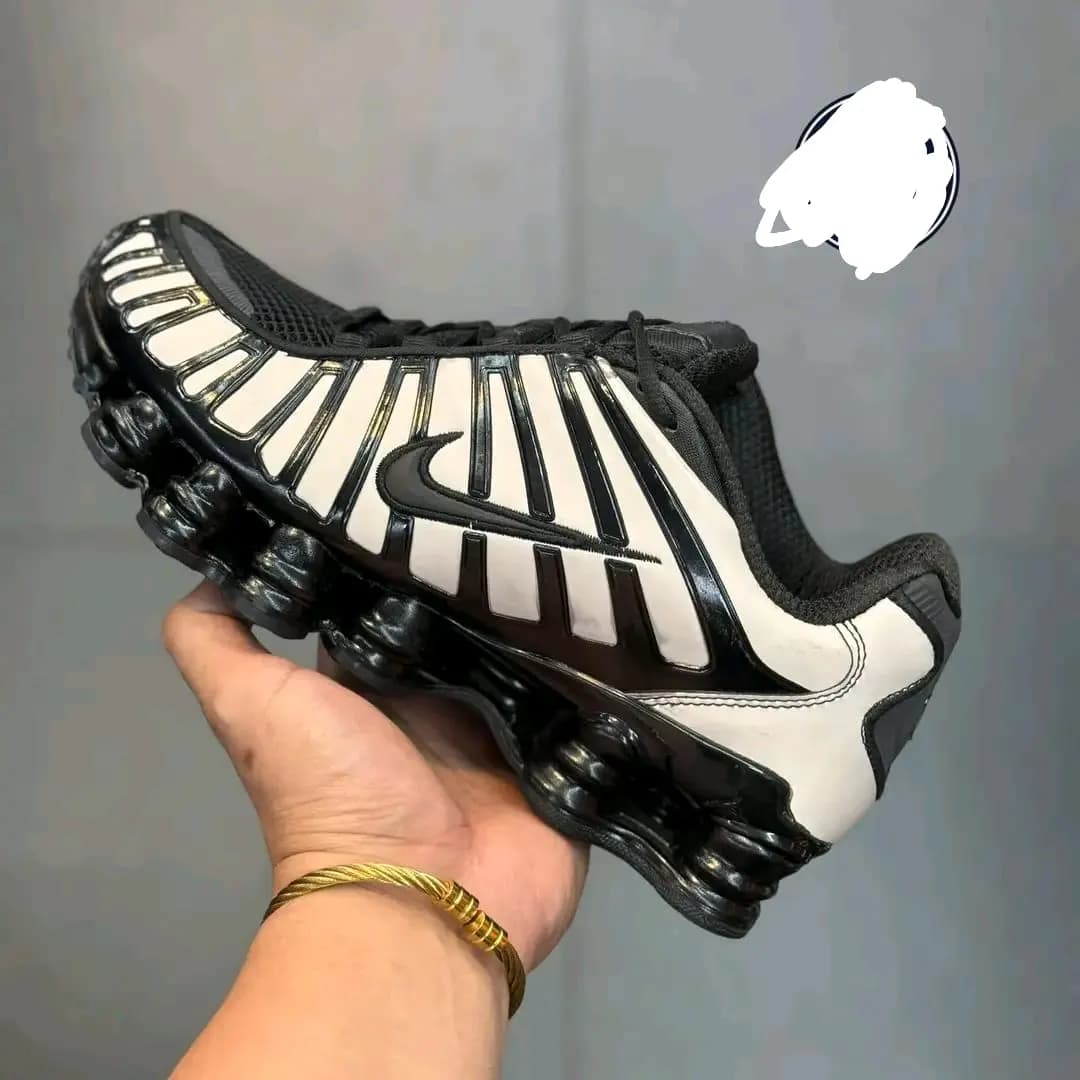 Nike Sneaker in Black 2 - side view