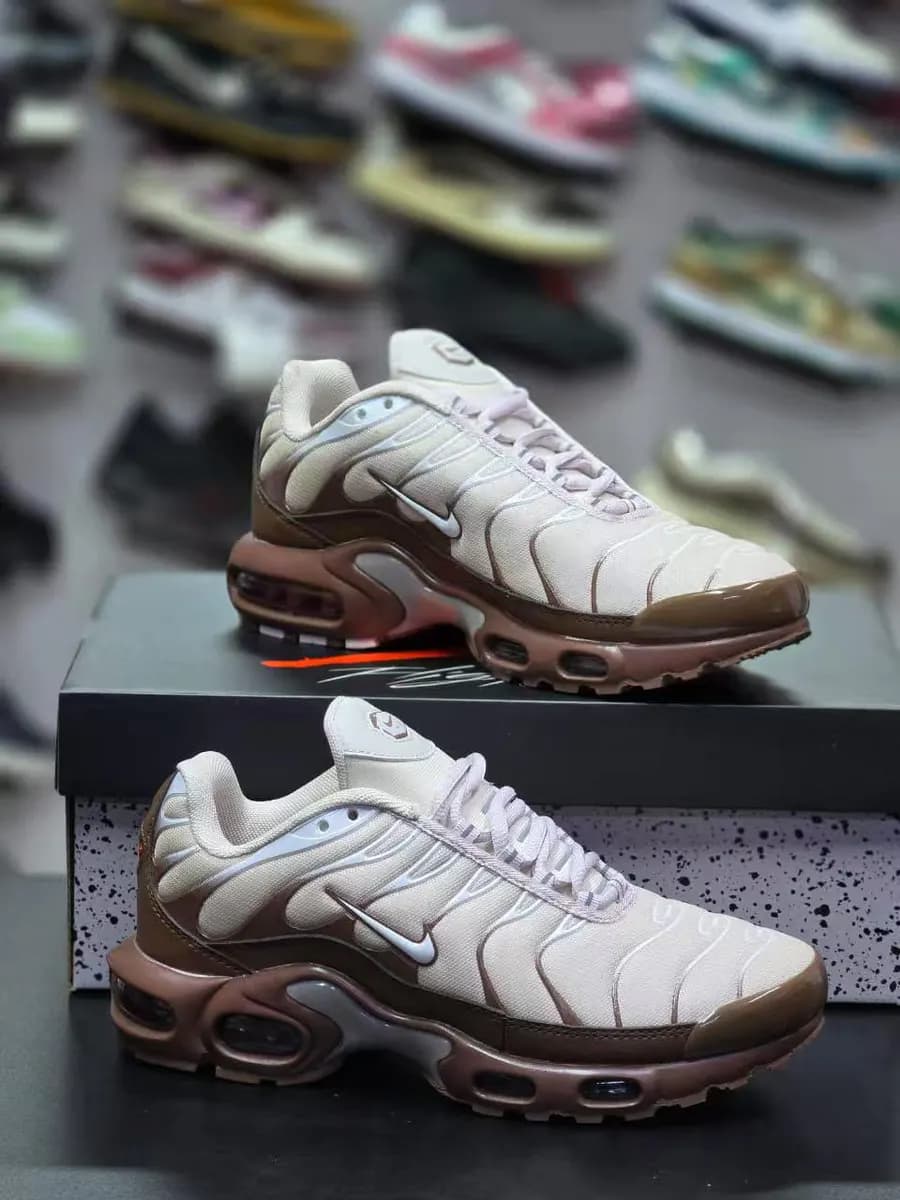 Nike Sneaker in Brown - side view
