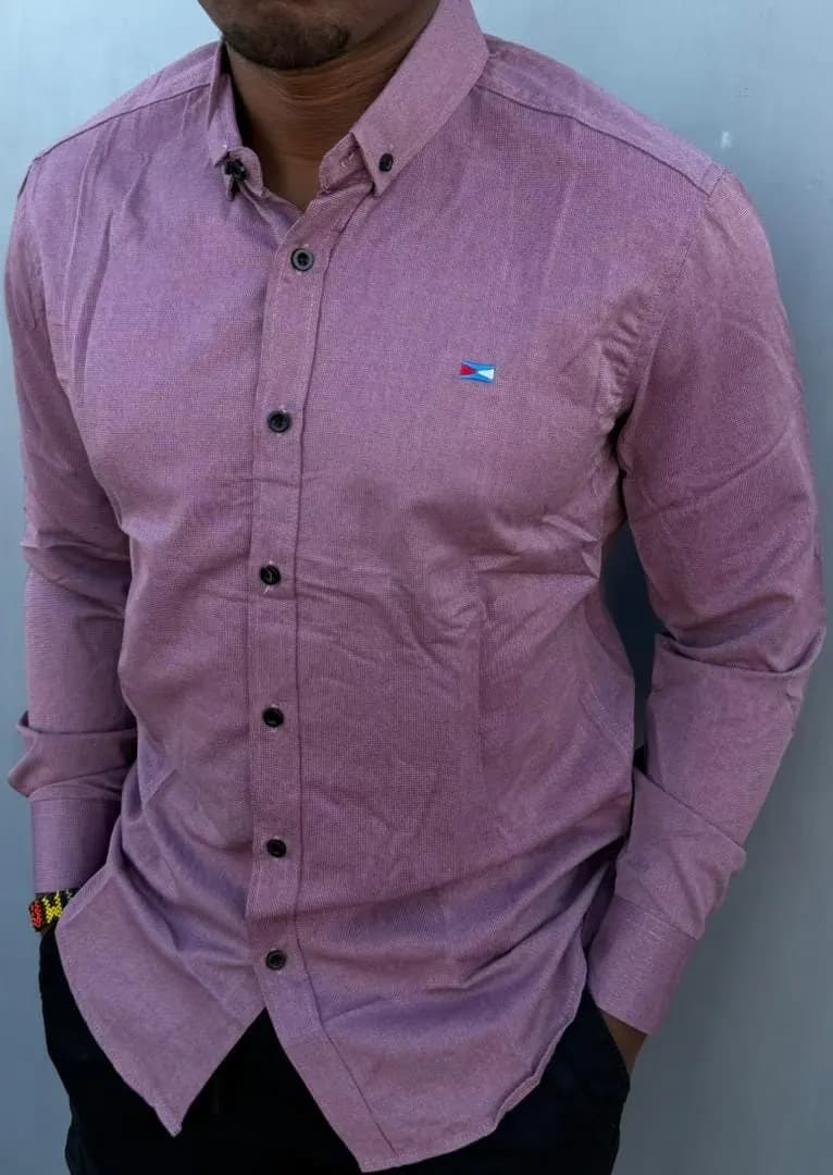 Long-Sleeve Shirt in Purple - side view