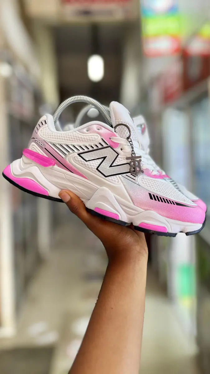 New Balance 2000R White Pink