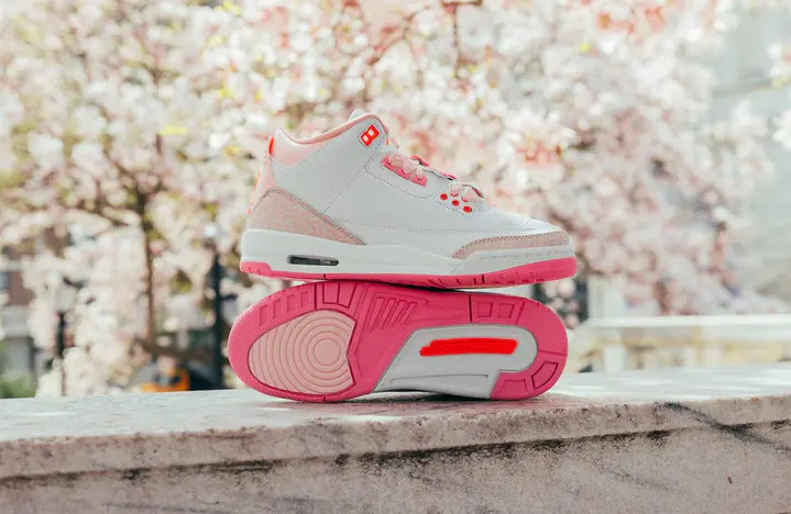 Jordan 3 Retro White Pink Sneakers