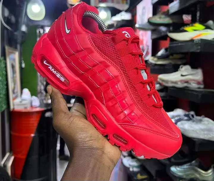 Nike Air Max 95 Triple Red